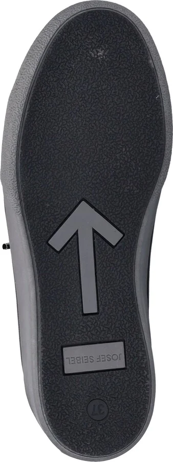 Claire 24 Sneaker - Image 5