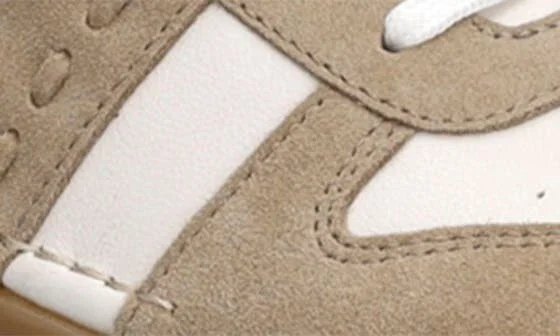 Claire 27 Sneaker - Image 7