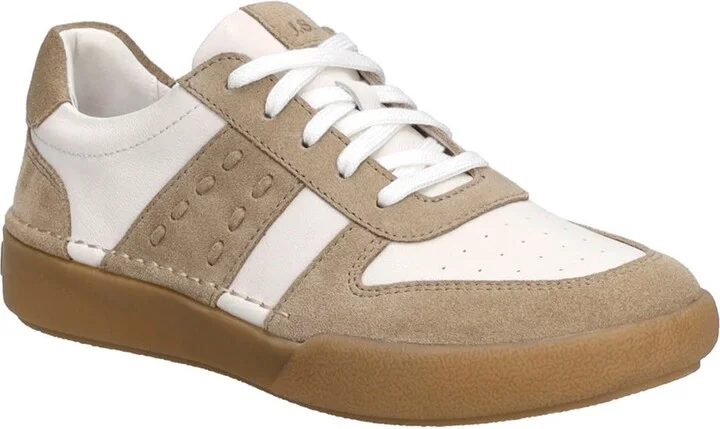 Claire 27 Sneaker