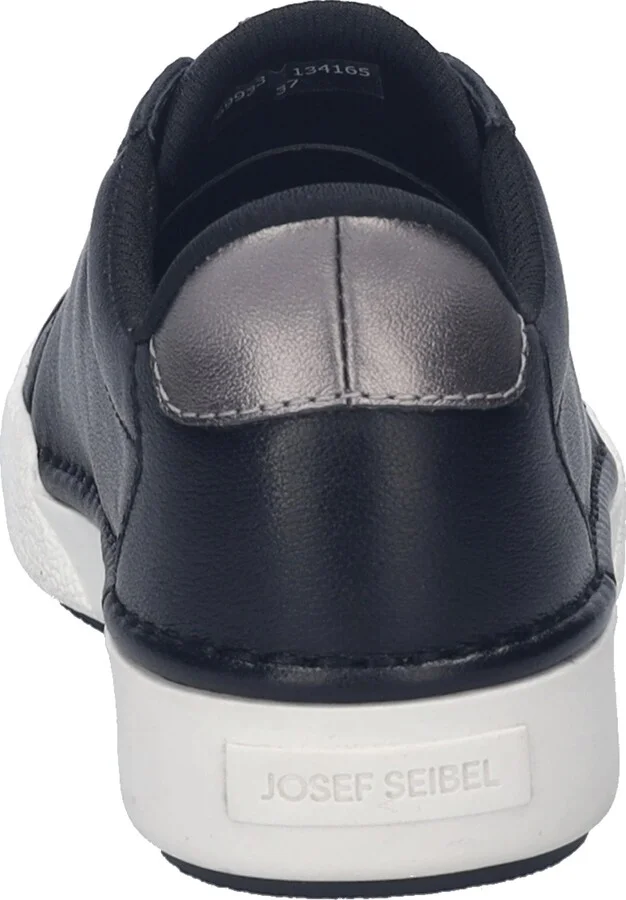 Claire 33 Sneaker - Image 5