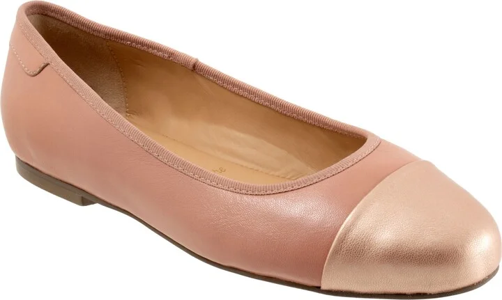 Pale Pink/ Champagne