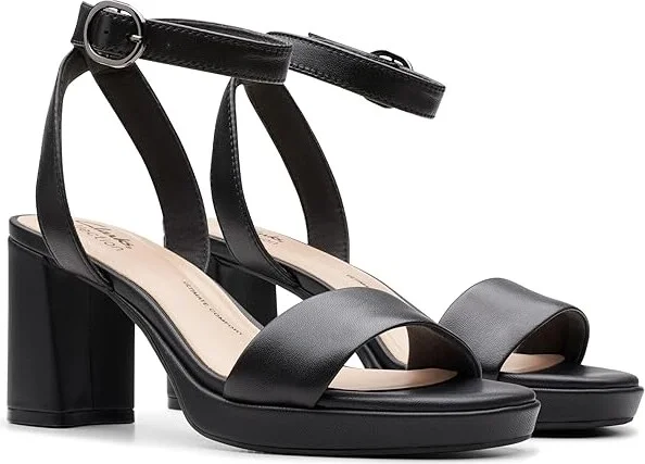 Clarks AmbyrLyn Bay Women's Sandals Black Leather : 10 B - Medium, Leather/Rubber
