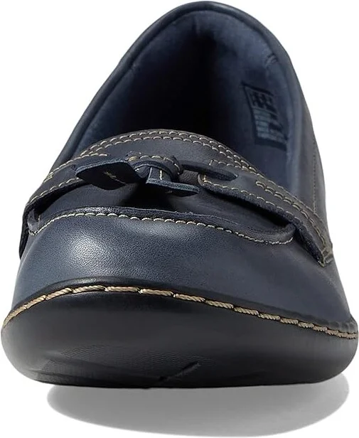 Clarks Ashland Bubble Women's Slip on Shoes Navy Marine : 5.5 B - Medium, Leather - Image 3
