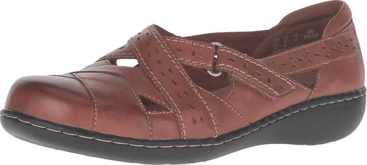 Clarks Ashland Spin Q Women's Shoes Tan : 11 A - Narrow, Leather - Image 2