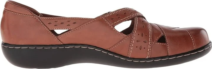 Clarks Ashland Spin Q Women's Shoes Tan : 11 A - Narrow, Leather - Image 8