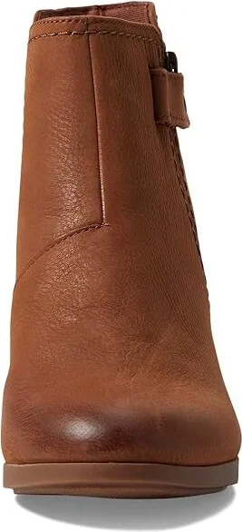 Clarks Bayla Glow Women's Boots Tan Nubuck : 10 D - Wide, Suede - Image 2