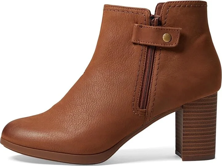 Clarks Bayla Glow Women's Boots Tan Nubuck : 10 D - Wide, Suede - Image 5