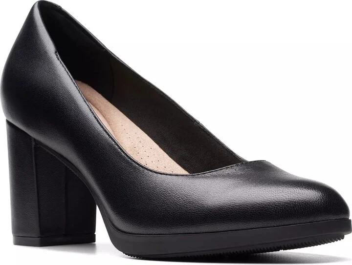 Clarks Bayla Skip Pump