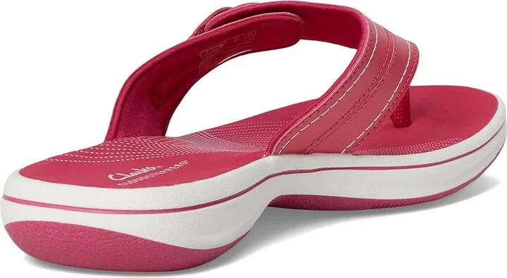 Clarks Breeze Reyna Women's Sandals Raspberry Synthetic : 8 B - Medium - Image 4