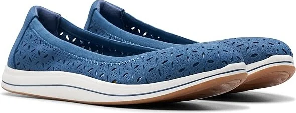 Clarks Breeze Roam Women's Flat Shoes Blue Textile : 9 D - Wide, Polyester/Rubber