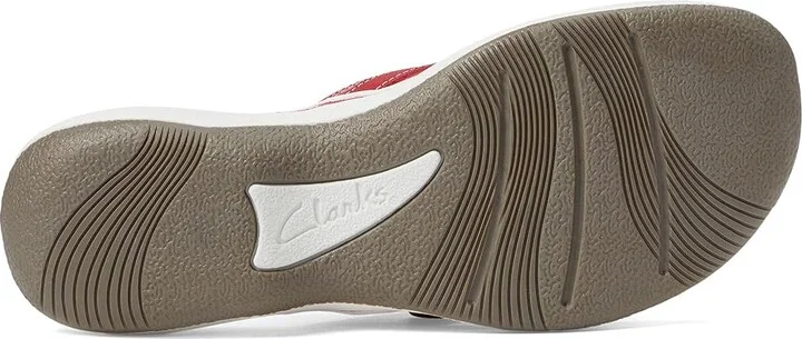 Clarks Breeze Sea Women's Sandals Red : 5 B - Medium, Synthetic - Image 4