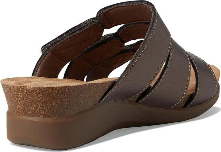 Clarks Calenne Lily Women's Sandals Bronze Metallic Leather : 10 D - Wide, Leather/Rubber - Image 4