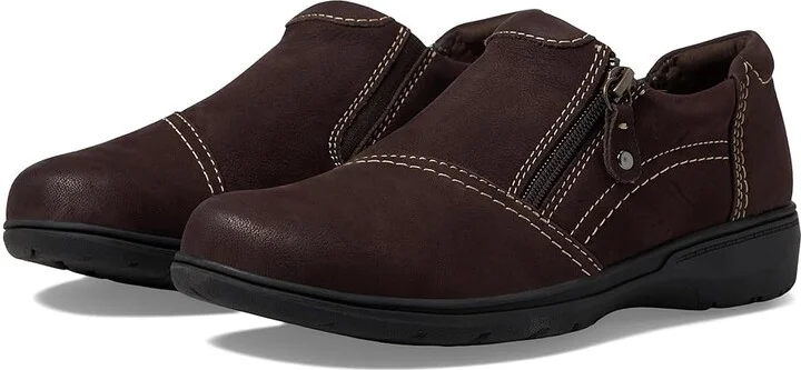 Clarks Carleigh Ray Women's Flat Shoes Dark Brown Nubuck : 5.5 B - Medium, Leather