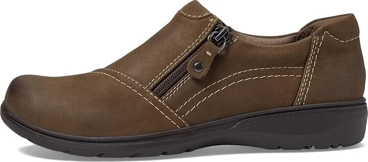 Clarks Carleigh Ray Women's Flat Shoes Taupe Nubuck : 6 B - Medium, Leather - Image 6