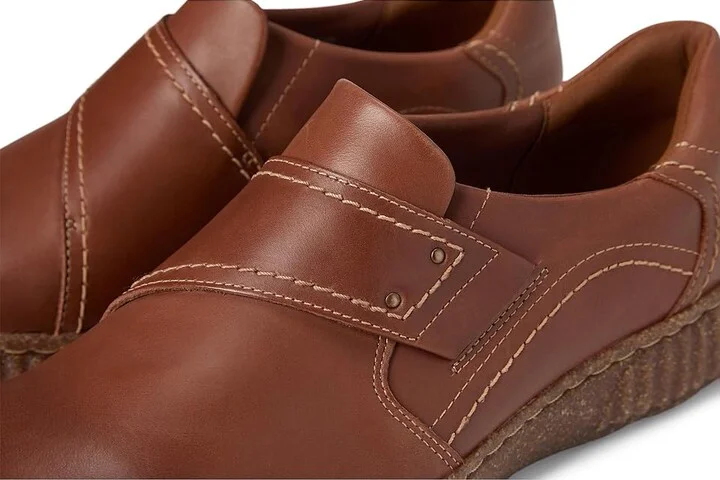 Clarks Caroline Dalia Women's Flat Shoes Tan Leather : 10 D - Wide - Image 7