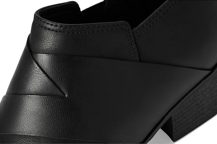 Clarks Charlten Gema Women's Flat Shoes Black Leather : 6.5 D - Wide, Leather/Rubber - Image 7