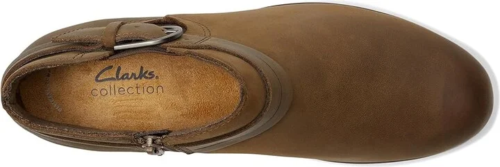 Clarks Charlten Rae Women's Boots Mushroom Oily Leather : 6 B - Medium - Image 2