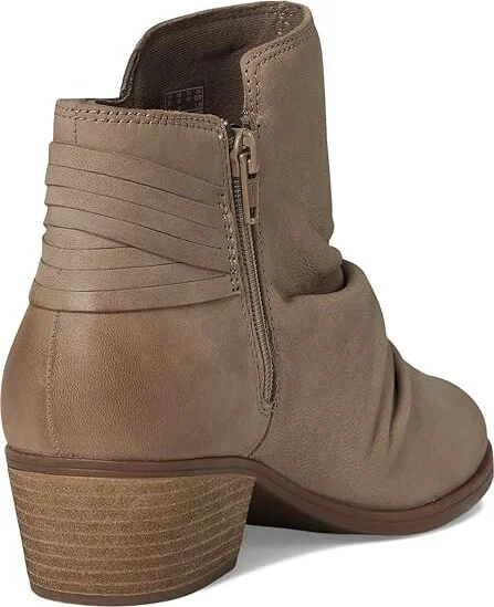 Clarks Charlten Rosa Women's Boots Dark Taupe Nubuck : 5.5 B - Medium, Leather - Image 4