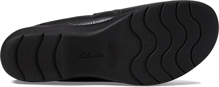 Clarks Cheyn Madi Women's Shoes Black Tumbled Leather : 5 B - Medium - Image 4
