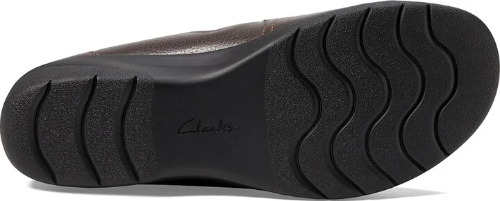 Clarks Cheyn Madi Women's Shoes Dark Brown Tumbled Leather : 5 B - Medium - Image 4