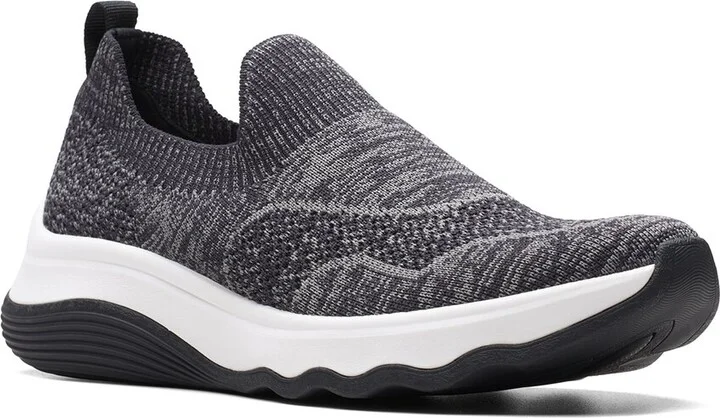 Clarks Circuit Path Sneaker