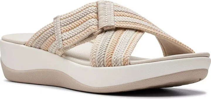 Clarks Cloudsteppers Arla Wave Sandal