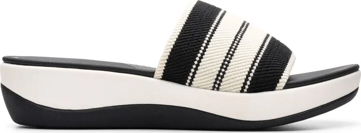 Clarks Cloudsteppers Women's Arla Hollis Slip-On Flat Sandals - Image 7