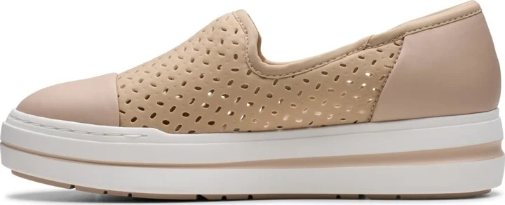Clarks Cloudsteppers Women's Audreigh Star Slip-On Shoes - Image 8