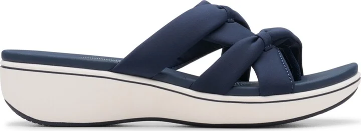 Clarks Cloudsteppers Women's Breeze Rae Cam Slip-On Flat Sandals - Image 2