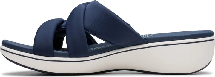 Clarks Cloudsteppers Women's Breeze Rae Cam Slip-On Flat Sandals - Image 3