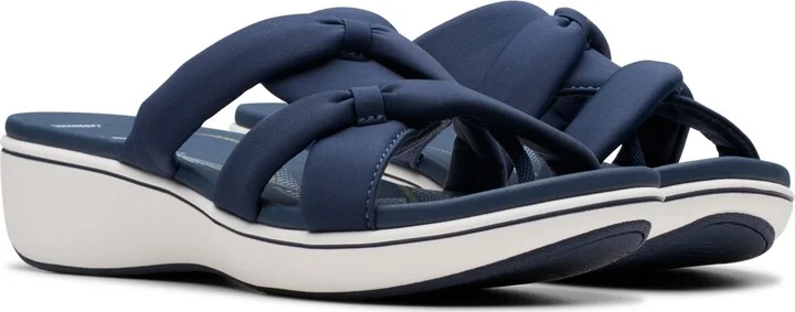 Clarks Cloudsteppers Women's Breeze Rae Cam Slip-On Flat Sandals - Image 5