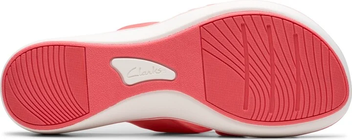 Clarks Cloudsteppers Women's Breeze Rae Cam Slip-On Flat Sandals - Image 9