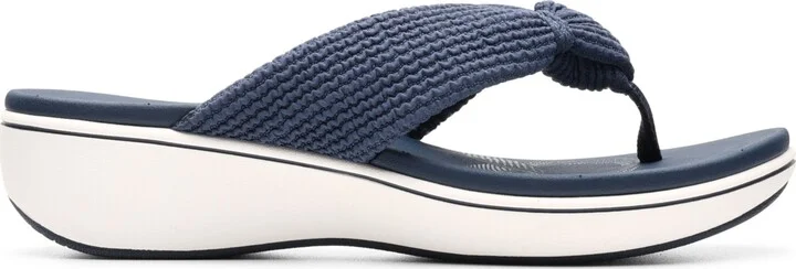 Clarks Cloudsteppers Women's Breeze Rae Erin Slip-On Flat Sandals - Image 2