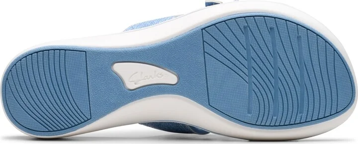 Clarks Cloudsteppers Women's Breeze Rae Mia Slip-On Flat Sandals - Image 4