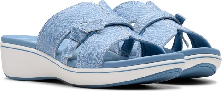 Clarks Cloudsteppers Women's Breeze Rae Mia Slip-On Flat Sandals - Image 5