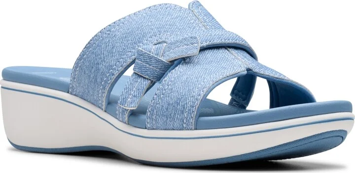 Clarks Cloudsteppers Women's Breeze Rae Mia Slip-On Flat Sandals