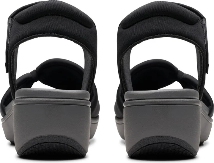 Clarks Cloudsteppers Women's Breeze Rae Sara Riptape Flat Sandals - Image 11
