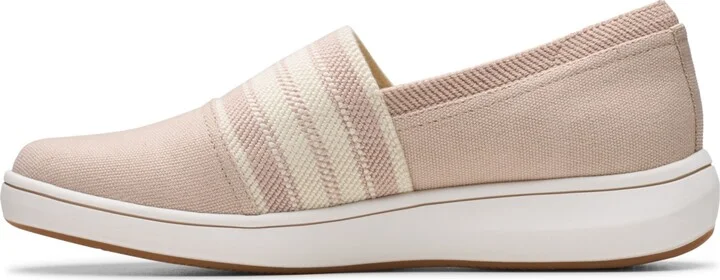 Clarks Cloudsteppers Women's Breeze Sky Mist Slip-On Shoes - Image 3