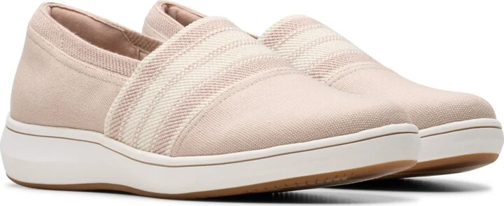 Clarks Cloudsteppers Women's Breeze Sky Mist Slip-On Shoes - Image 5