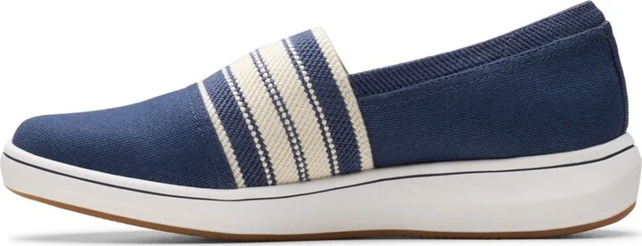 Clarks Cloudsteppers Women's Breeze Sky Mist Slip-On Shoes - Image 8
