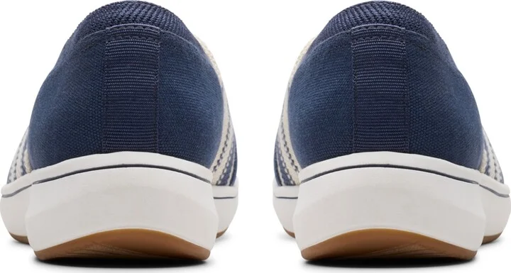 Clarks Cloudsteppers Women's Breeze Sky Mist Slip-On Shoes - Image 11