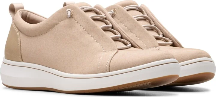 Clarks Cloudsteppers Women's Breeze Sky Slip-On Shoes - Image 5