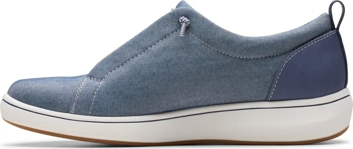 Clarks Cloudsteppers Women's Breeze Sky Slip-On Shoes - Image 8