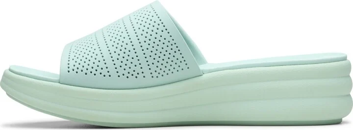 Clarks Cloudsteppers Women's Drift Twist Slip-On Flat Sandals - Image 3