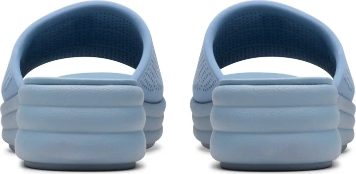Clarks Cloudsteppers Women's Drift Twist Slip-On Flat Sandals - Image 11