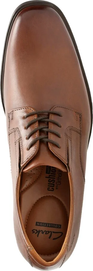 Clarks Collection Men's Tilden Plain-Toe Oxford Dress Shoes - Image 3