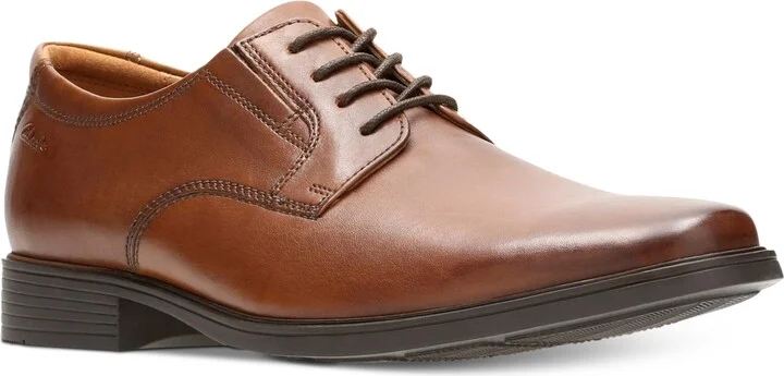 Clarks Collection Men's Tilden Plain-Toe Oxford Dress Shoes