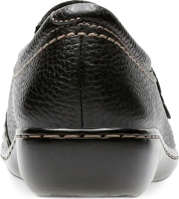 Clarks Collection Women's Ashland Effie Flats - Image 3
