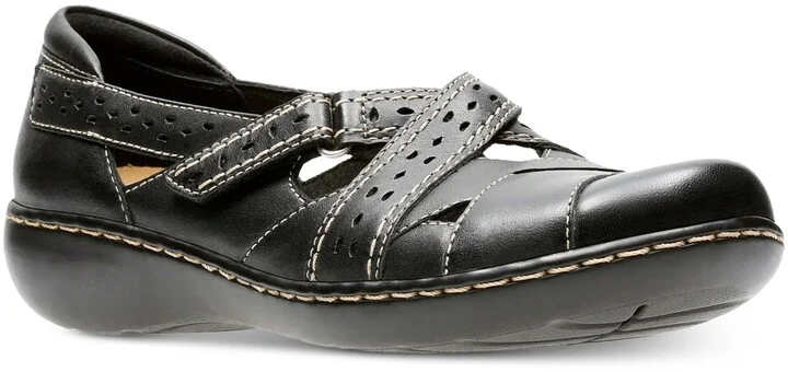 Clarks Collection Women's Ashland Spin Flats