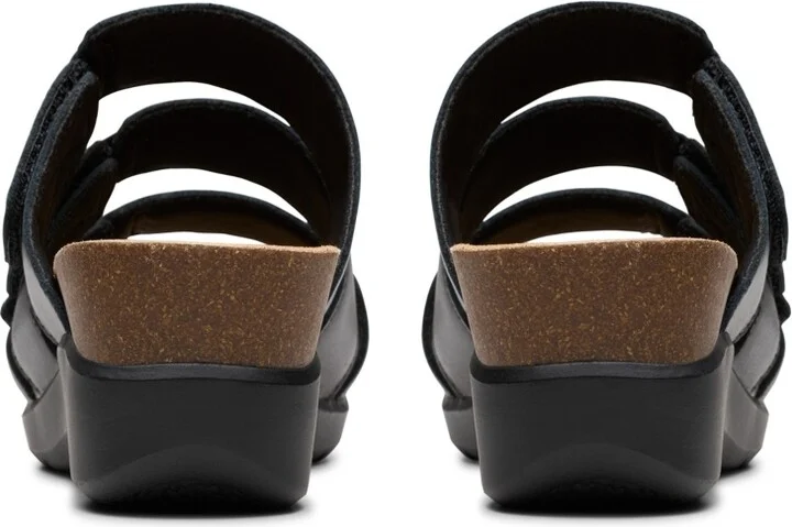 Clarks Collection Women's Calenne Lily Wedge Sandals - Image 8